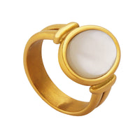 Belle Golden Seashell Ring